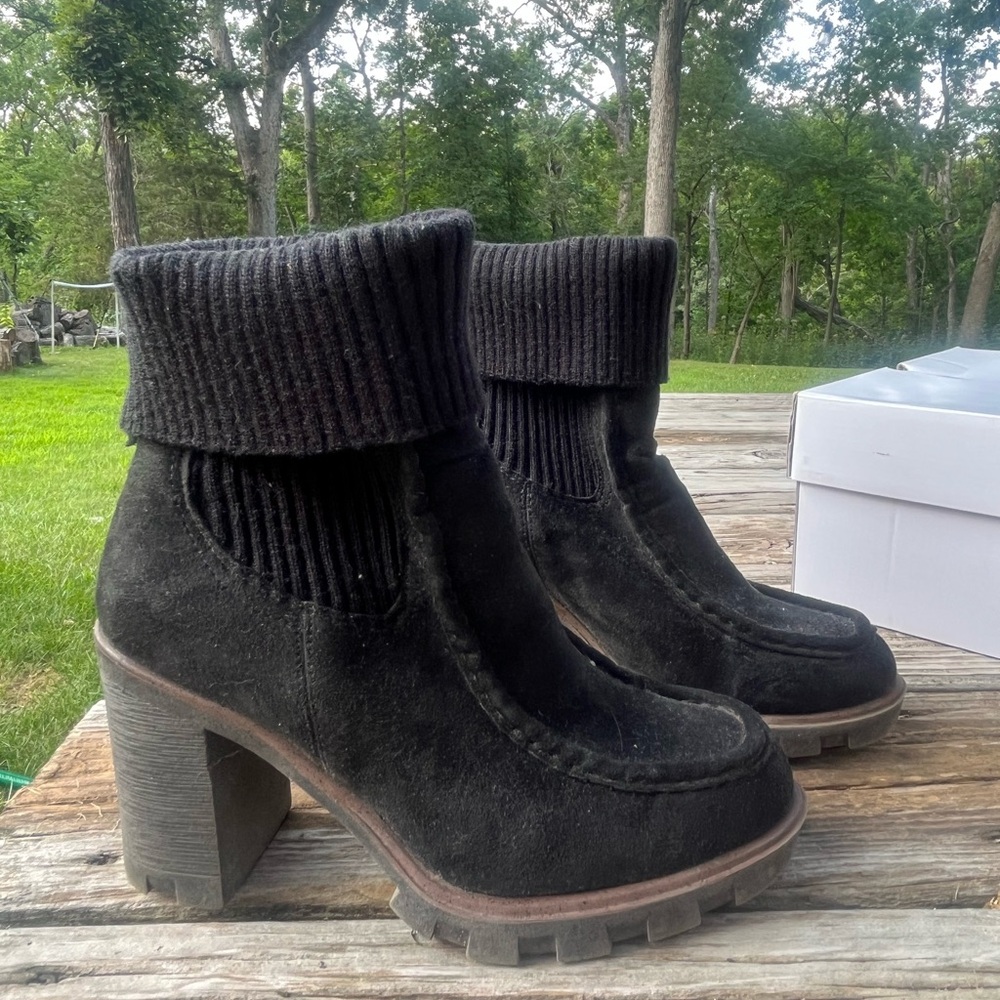 Women’s Black Suede Knit Cuff Heeled Boot Sz 6.5 Ortholite Eco Sonoma Yessica